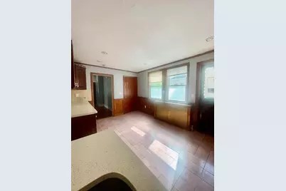 289 Webster St #1, Newton, MA 02466 - Photo 3