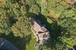 19 Windsor Dr, Foxboro, MA 02035 - Photo 3