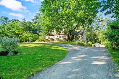 158 King St, Groveland, MA 01834 - Photo 3