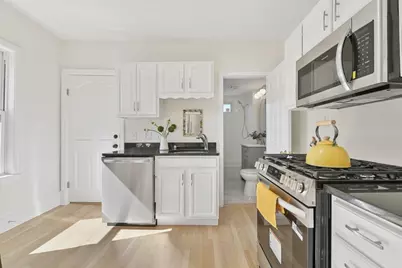 94 Cushing #3, Waltham, MA 02453 - Photo 7