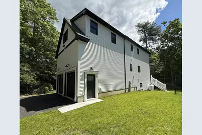 24 Cooper Rd, Webster, MA 01570 - Photo 7