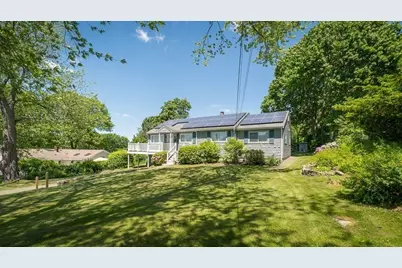 18 Traverse Street, Gloucester, MA 01930 - Photo 9