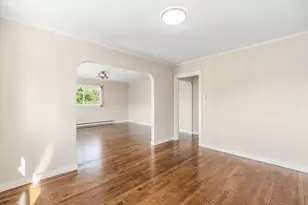 18 Traverse St, Gloucester, MA 01930 - Photo 17