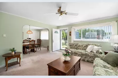 18 Traverse Street, Gloucester, MA 01930 - Photo 17