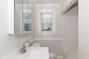 18 Traverse St, Gloucester, MA 01930 - Photo 29