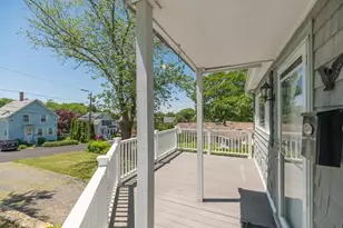 18 Traverse St, Gloucester, MA 01930 - Photo 9