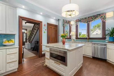 56 Mendon St, Blackstone, MA 01504 - Photo 5