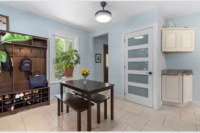 56 Mendon St, Blackstone, MA 01504 - Photo 15