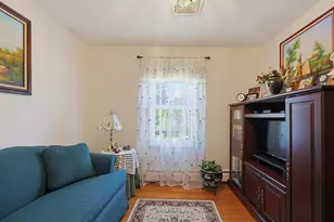 22 Fisher St, Attleboro, MA 02703 - Photo 13