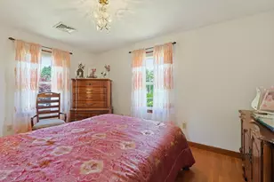 22 Fisher St, Attleboro, MA 02703 - Photo 11