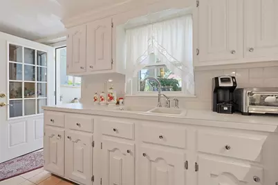 22 Fisher Street, Attleboro, MA 02703 - Photo 15