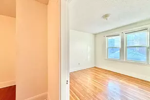 26 Chiswick Rd, Boston, MA 02135 - Photo 9