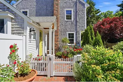 26 Acorn St, Duxbury, MA 02332 - Photo 7