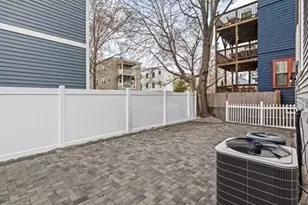 17 Cameron Ave, Cambridge, MA 02410 - Photo 5