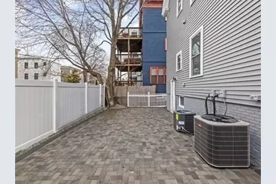 17 Cameron Avenue #17, Cambridge, MA 02410 - Photo 7
