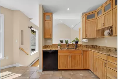 12 Middle St, Lexington, MA 02421 - Photo 11