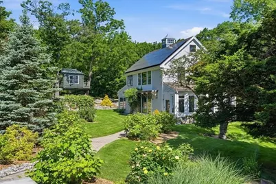 108 Kilby St, Hingham, MA 02043 - Photo 27