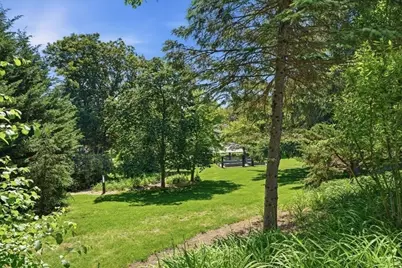 108 Kilby St, Hingham, MA 02043 - Photo 35