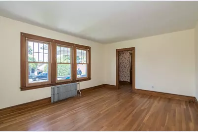 47 Pleasant St #1, East Longmeadow, MA 01028 - Photo 3