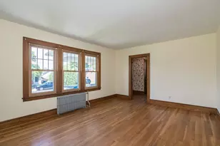 47 Pleasant St, East Longmeadow, MA 01028 - Photo 3