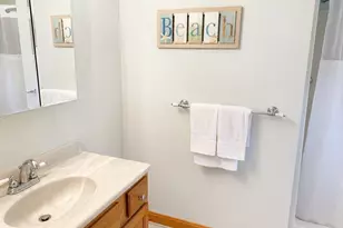 34 10th St S, Edgartown, MA 02539 - Photo 11