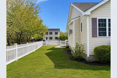 34 10th St S, Edgartown, MA 02539 - Photo 15