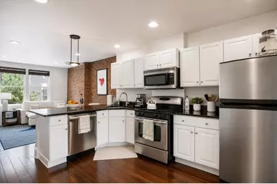 169 K St #1, Boston, MA 02127 - Photo 3