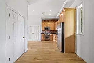 134 Marcella St, Boston, MA 02119 - Photo 17