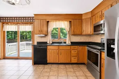 165 Western Avenue, Westfield, MA 01085 - Photo 5