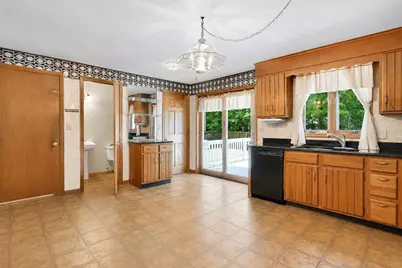 165 Western Avenue, Westfield, MA 01085 - Photo 3