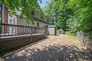 40 Sherburne Ave, Tyngsborough, MA 01879 - Photo 19