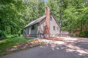 40 Sherburne Ave, Tyngsborough, MA 01879 - Photo 17