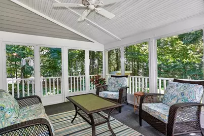 11 Chickadee Dr, Norfolk, MA 02056 - Photo 17