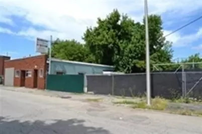 489 Middlesex St, Lowell, MA 01851 - Photo 7