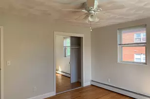 1105 Lexington St, Waltham, MA 02452 - Photo 11