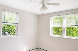 1105 Lexington St, Waltham, MA 02452 - Photo 5