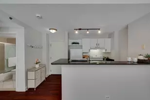 534 Beacon St, Boston, MA 02215 - Photo 7