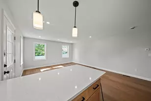 9 4th Ave, Haverhill, MA 01830 - Photo 11