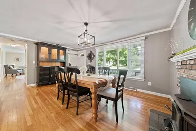 116 S High St, Foxboro, MA 02035 - Photo 11