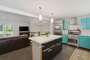 56 King St, Uxbridge, MA 01569 - Photo 11