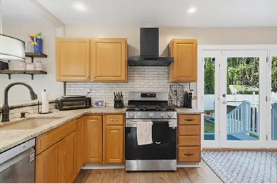 21 Moison Avenue, Methuen, MA 01844 - Photo 13