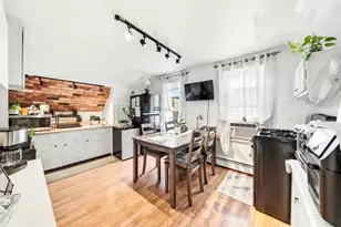 32 Irwin St, Winthrop, MA 02152 - Photo 25
