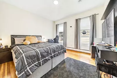 32 Irwin St, Winthrop, MA 02152 - Photo 9