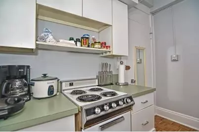 21 Beacon St #2J, Boston, MA 02108 - Photo 9