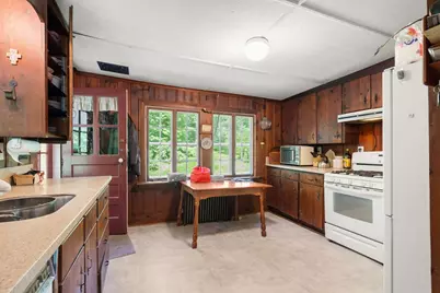 68 Spring St, Hopkinton, MA 01748 - Photo 9