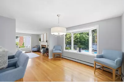 10 Richardson Cir, Saugus, MA 01906 - Photo 9