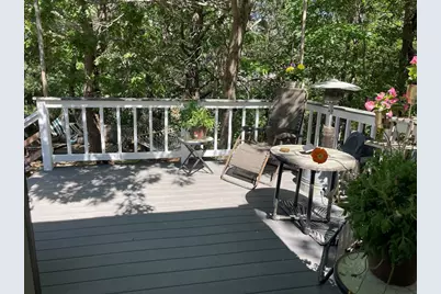 8 Jocelyn Ave, Plymouth, MA 02360 - Photo 11