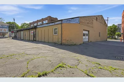304 Pleasant St, Northampton, MA 01060 - Photo 7