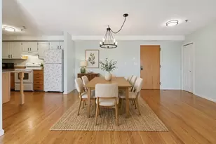 39 Parlin St, Everett, MA 02149 - Photo 3