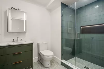 34 Vinton St, Boston, MA 02127 - Photo 33